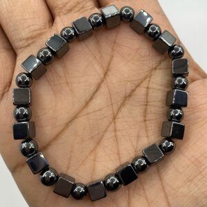 Hematite Cubes Crystal Bracelet 6mm